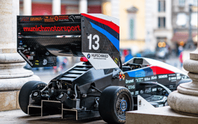 BÜHNE FREI: FAHRZEUGVORSTELLUNG BEI MUNICHMOTORSPORT